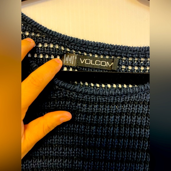Volcom Women’s Dark Navy Open Knit Pullover Sweater – Size‎ L 100% Cotton - Picture 3 of 5